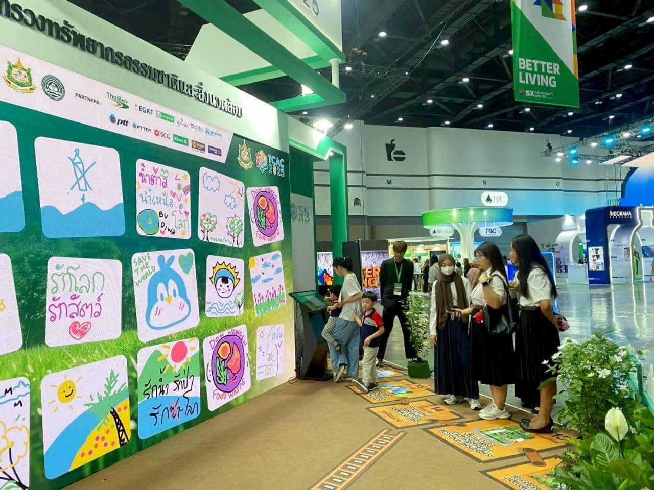 ทส.จัดนิทรรศการ TCAC 2025 ภายใต้แนวคิด “จุดประกายความคิด ร่วมพลิกวิกฤตโลกเดือด : Inspiring Climate Solutions for All" ในงาน SX Day 7