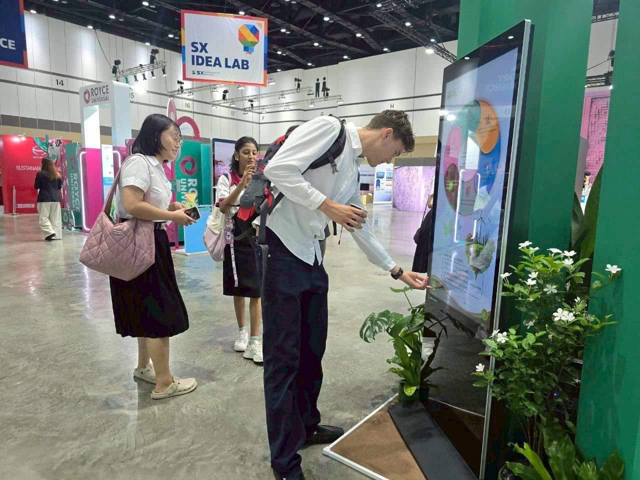ทส.จัดนิทรรศการ TCAC 2025 ภายใต้แนวคิด “จุดประกายความคิด ร่วมพลิกวิกฤตโลกเดือด : Inspiring Climate Solutions for All" ในงาน SX Day 7