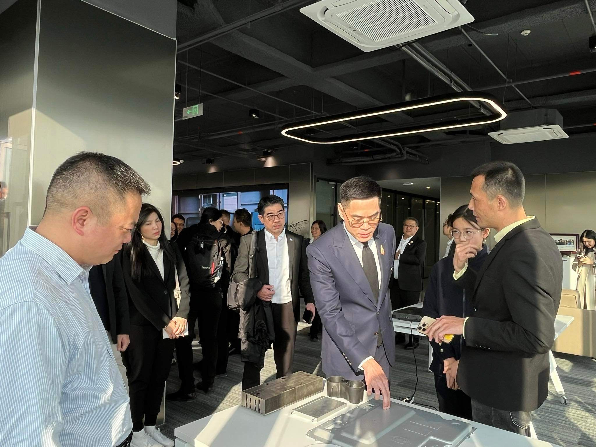 กรมลดโลกร้อน ร่วมศึกษาดูงาน Green Technology Bank (GTB) และ Lingang Group ณ นครเซี่ยงไฮ้ สาธารณรัฐประชาชนจีน