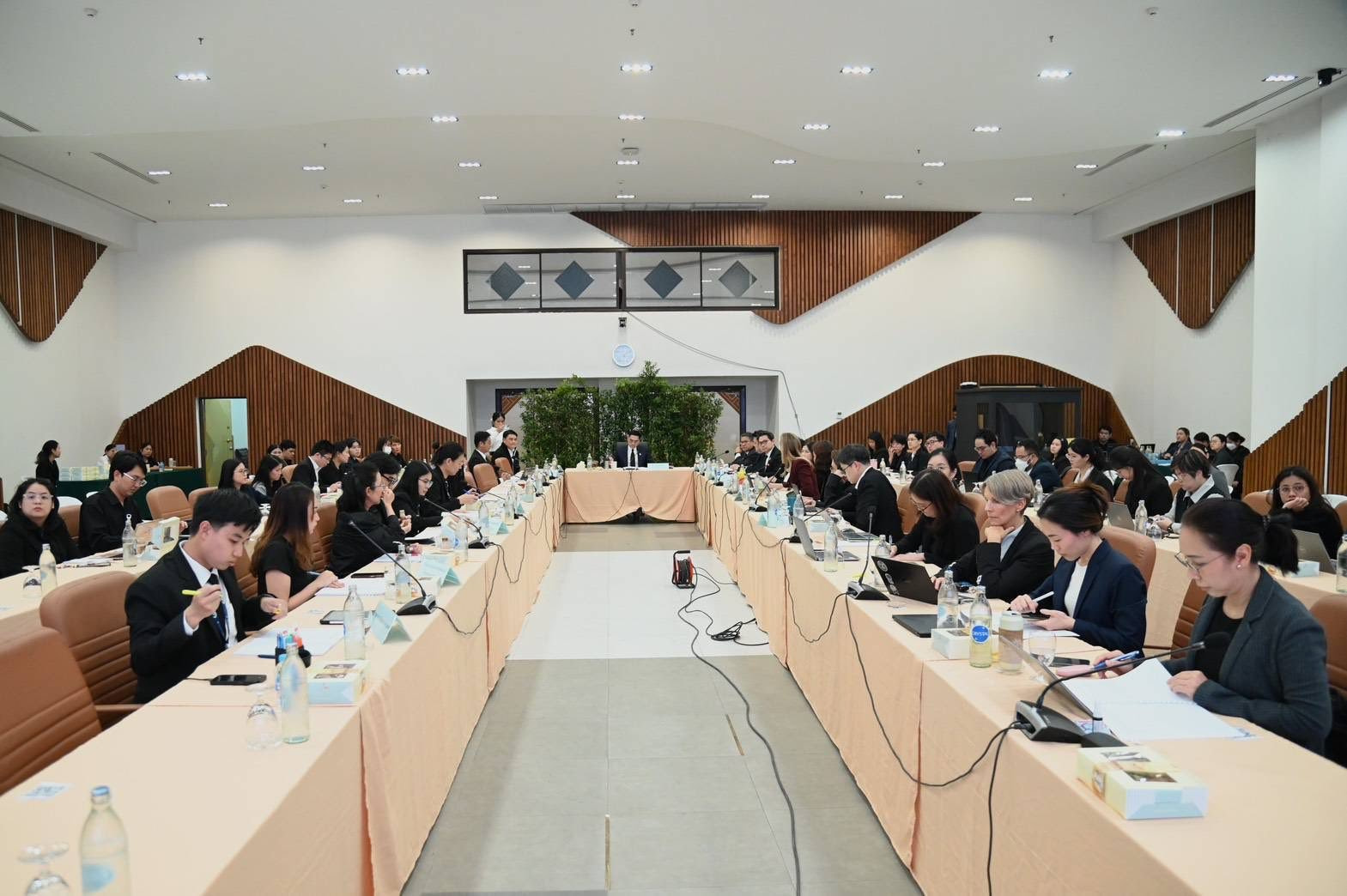 กรมลดโลกร้อน จัดประชุมคณะกรรมการกำกับโครงการความร่วมมือไทย - เยอรมัน ด้านพลังงาน คมนาคม และการเปลี่ยนแปลงสภาพภูมิอากาศ (Thai - German Cooperation on Energy, Mobility and Climate: TGC-EMC) ครั้งที่ 2/2568