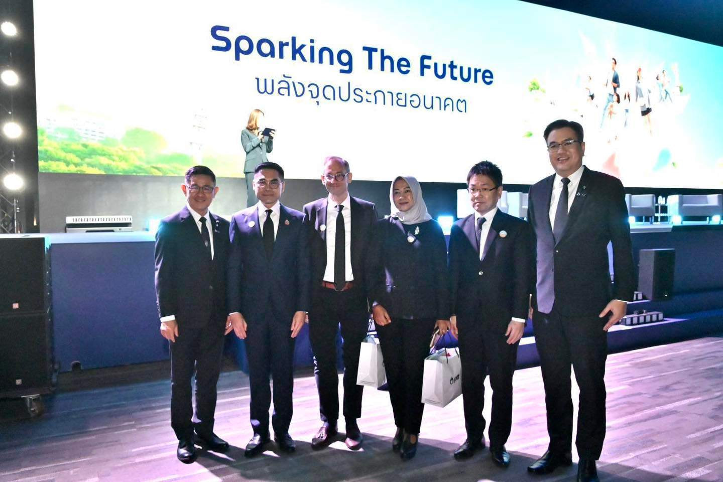 กรมลดโลกร้อน เข้าร่วมงาน “Sustainability Spark by PTT Group 2026” SPARKING THE FUTURE พลังจุดประกายอนาคต