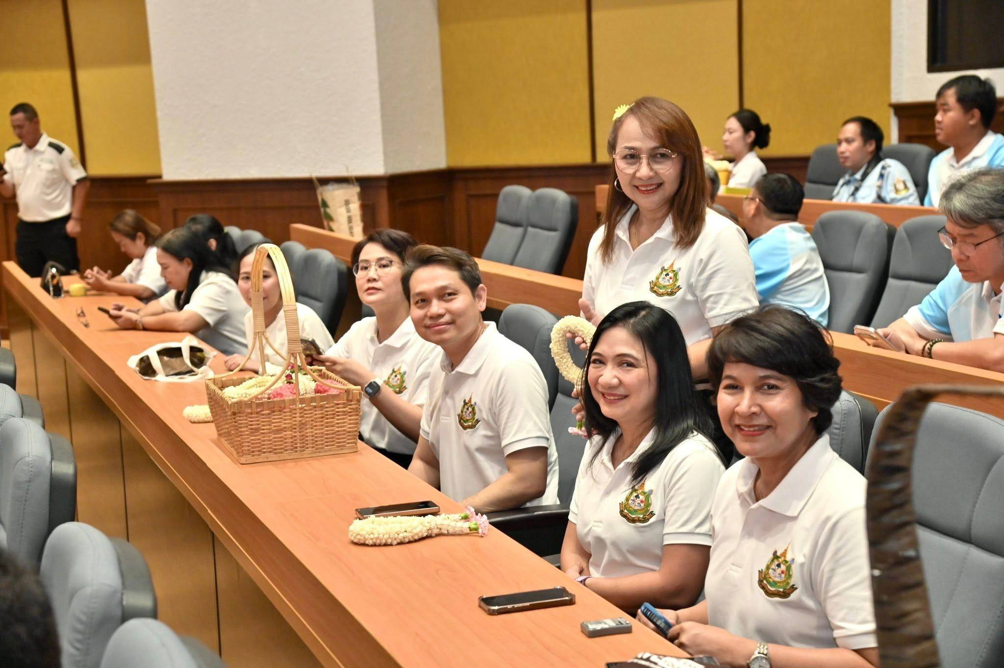 กรมลดโลกร้อน ร่วมสืบสานประเพณีสงกรานต์ 2569 สรงน้ำพระ–อวยพรบุคลากรทั่วประเทศ เสริมพลังใจองค์กรภายใต้การดำเนินงาน "ทส.หนึ่งเดียว”