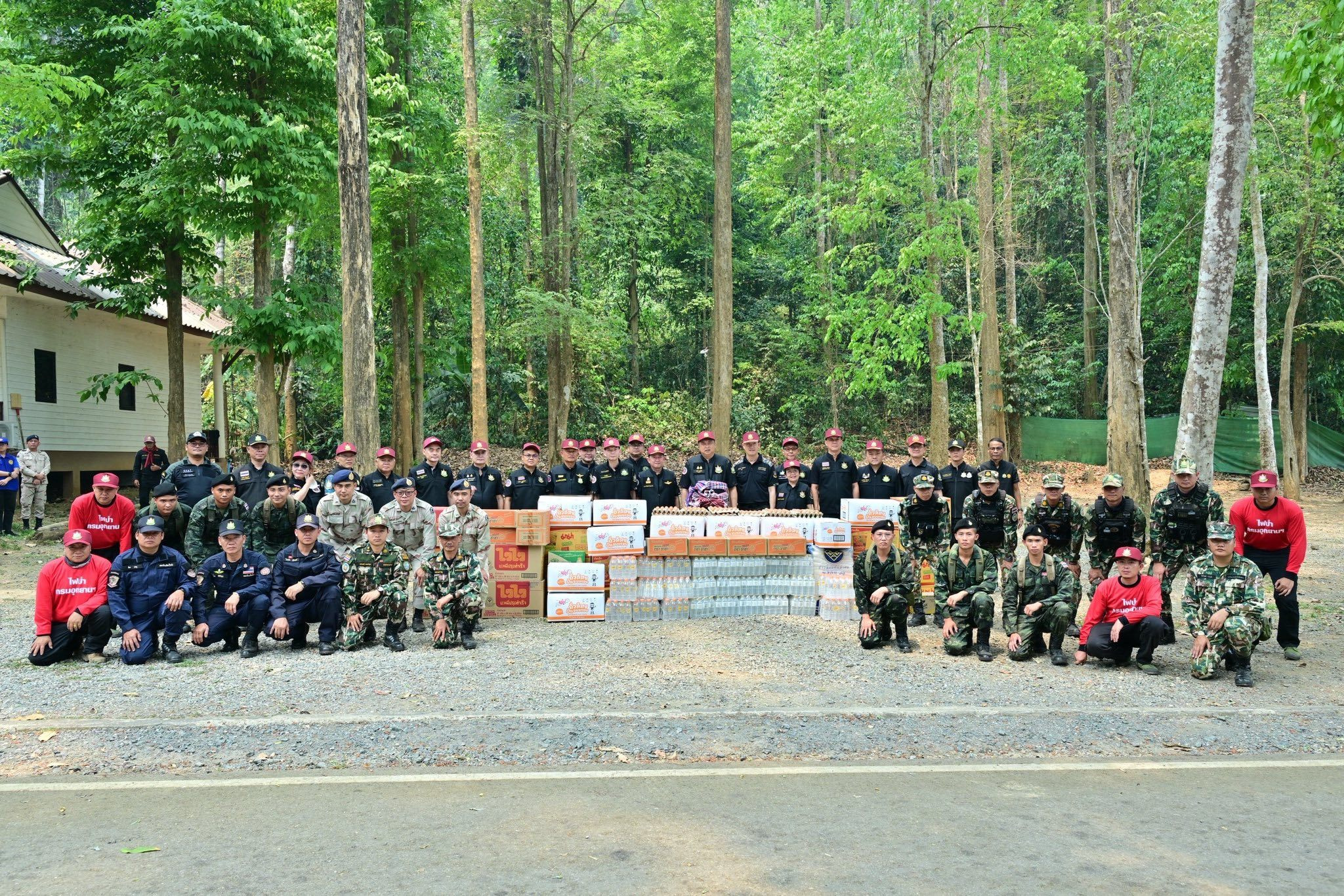 “สุชาติ” ลุยเชียงดาว ดันแผนปฏิบัติการป้องกันและดับไฟป่าระดับชุมชน ”เชียงดาวโมเดล“